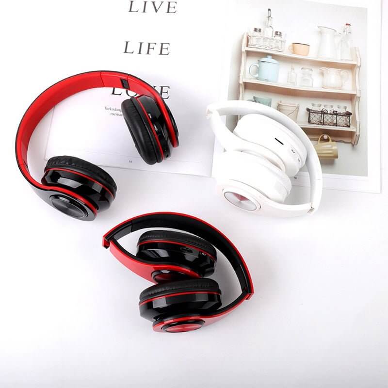 LED Wireless Gaming Headphones – Colorful Breathing Lights - DomoHive Store